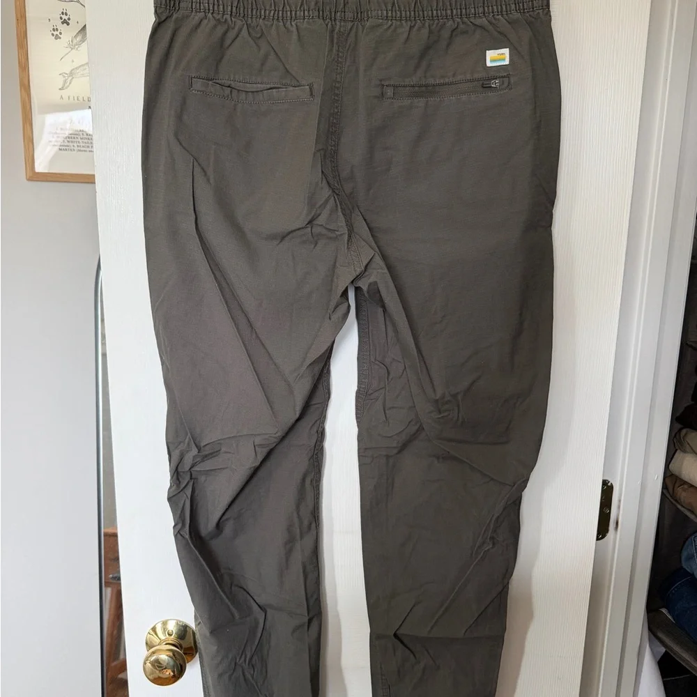 Vuori Men's Ripstop Pants - Picture 2 of 3